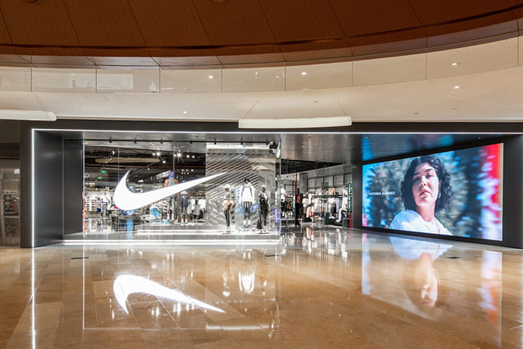 Nike beacon dubai mall on sale